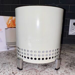 BNIB Solo Mesa XL Stove in Bone - Camping, Tabletop Fire Pit for Patio